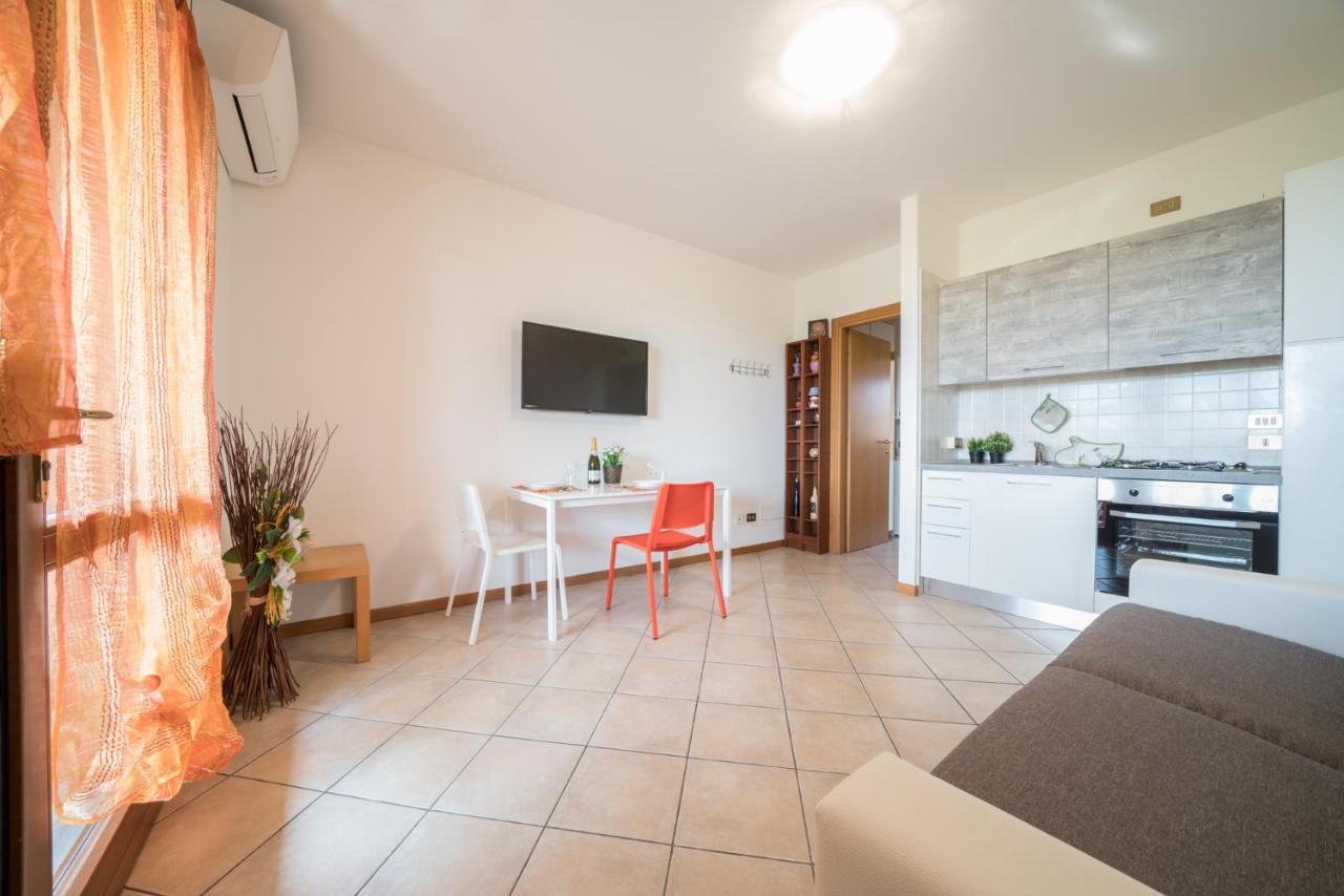 Gardappartamenti Cascinale Pool Desenzano del Garda Exteriér fotografie